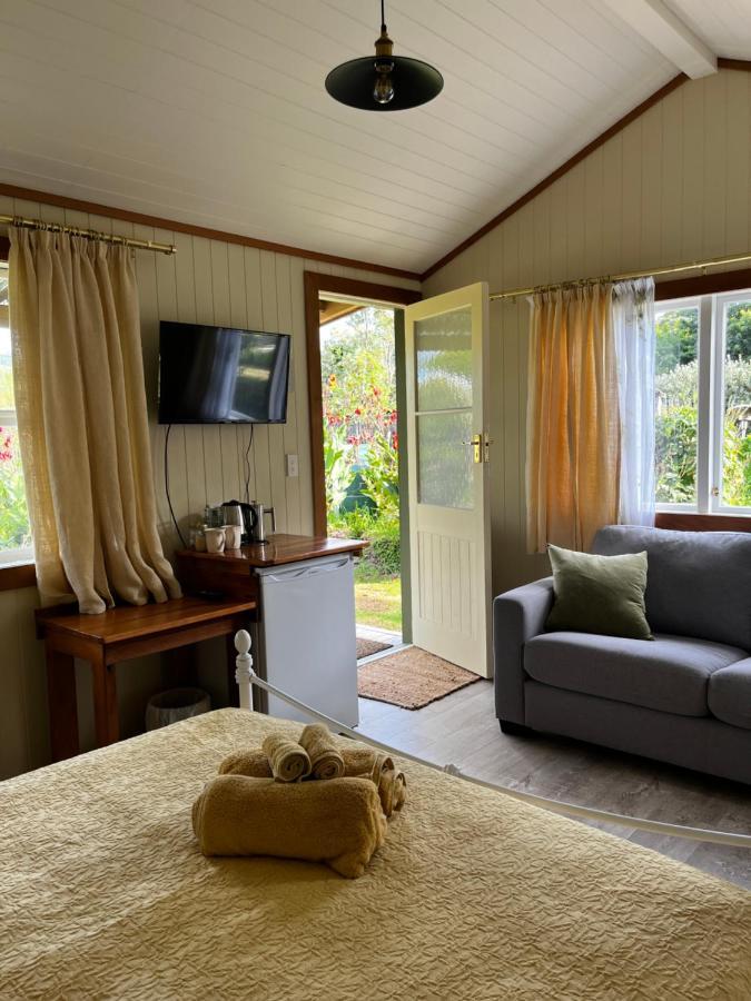 Wisteria Way Hotel Opononi Eksteriør billede